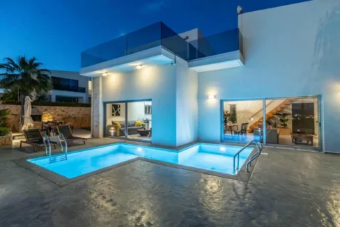 2-Serene-Seaview-Villas-for-Sale-in-Akrotiri-Crete-Greece-2
