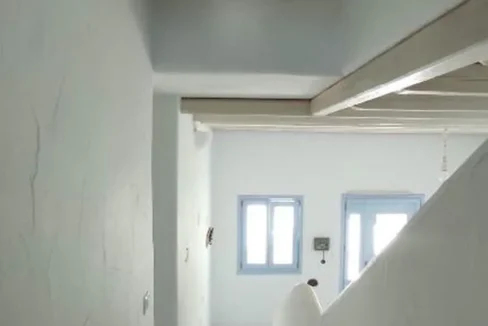 2-bedroom-luxury-House-for-sale-in-Paros-13