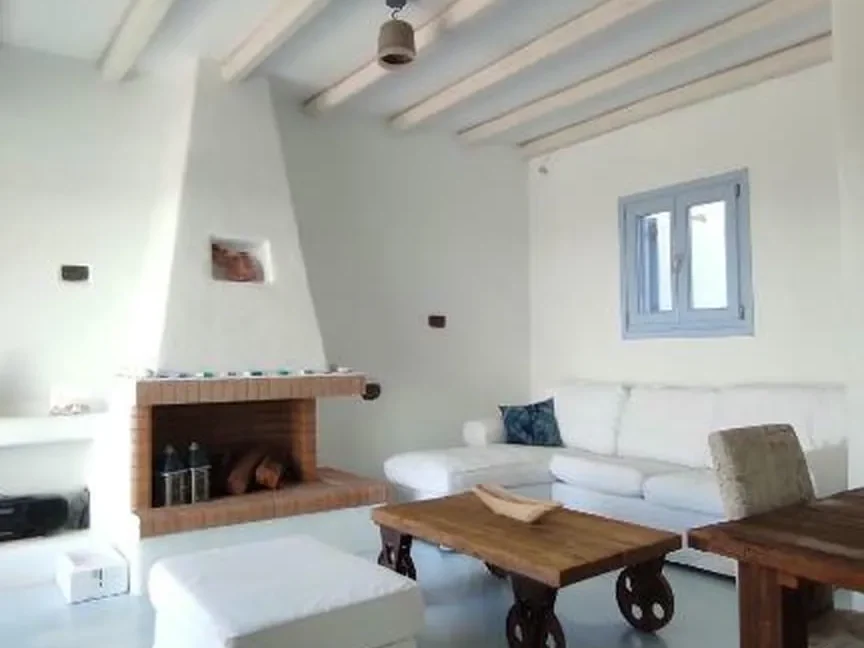 2-bedroom-luxury-House-for-sale-in-Paros-17