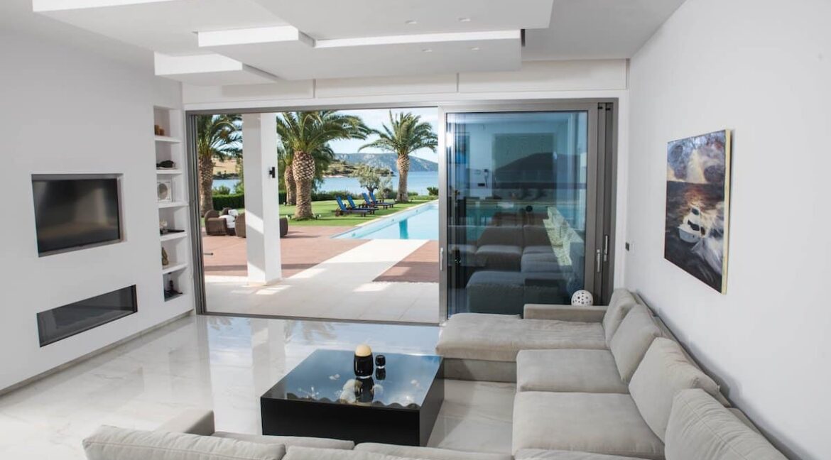 Seafront-Villa-Porto-Heli-Peloponnese-Luxury-Estates-in-Porto-Heli-16