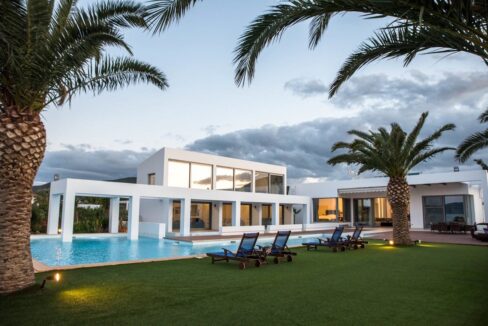 Seafront-Villa-Porto-Heli-Peloponnese-Luxury-Estates-in-Porto-Heli-19