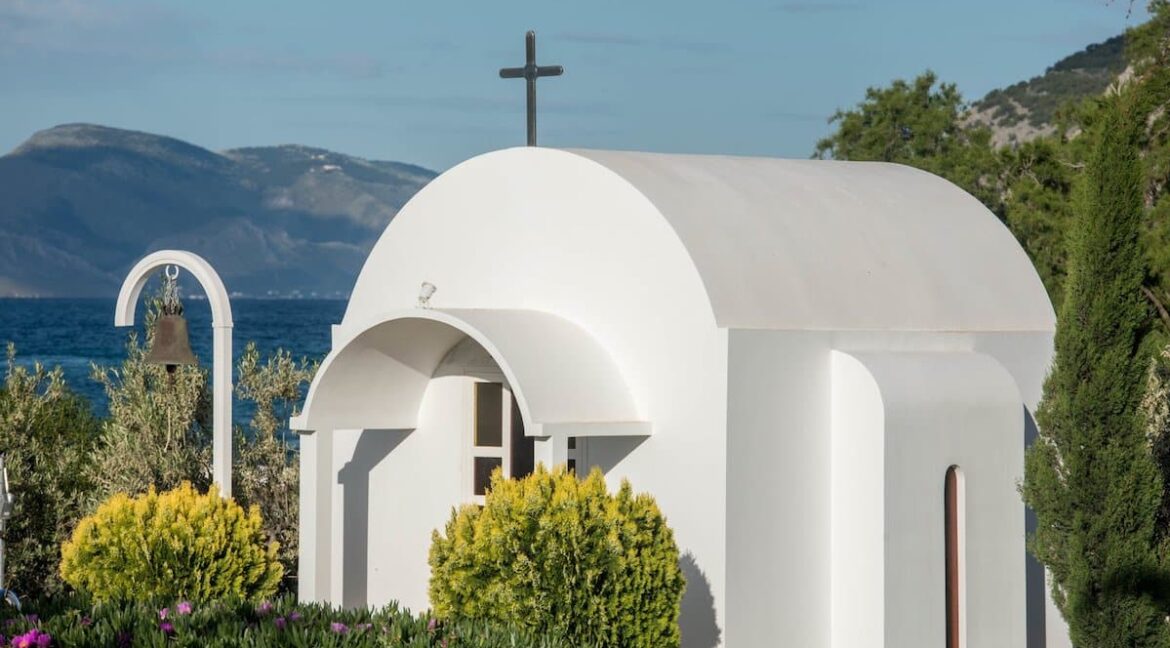 Seafront-Villa-Porto-Heli-Peloponnese-Luxury-Estates-in-Porto-Heli-7