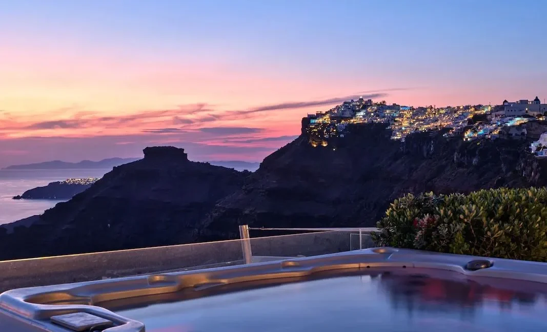 Seaview-Property-in-Santorini-Greece-3