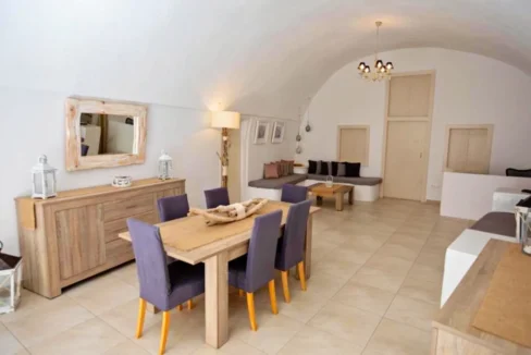 Seaview-Property-in-Santorini-for-sale-12