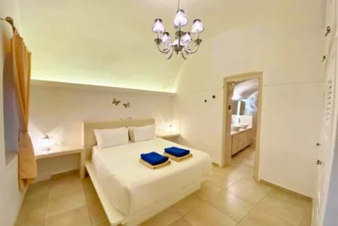 Seaview-Property-in-Santorini-for-sale-17