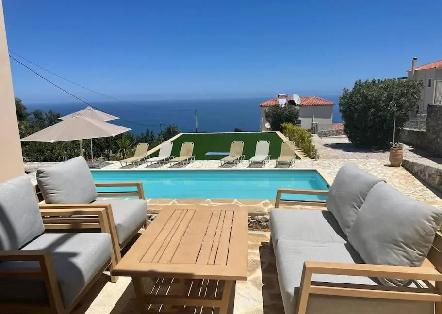 Seaview-Villa-for-sale-in-Crete-Kefalas-Apokoronas-2