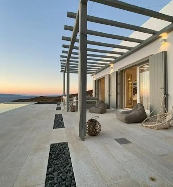 Stylish-villa-for-sale-Syros-island-1