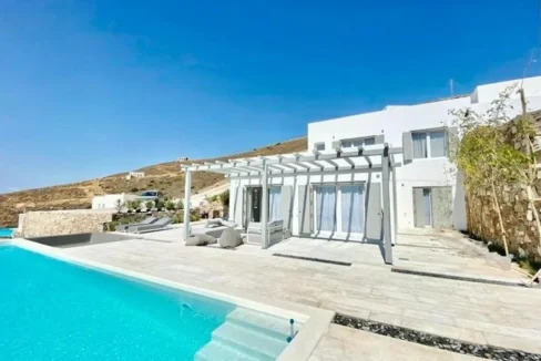 Stylish-villa-for-sale-Syros-island-10