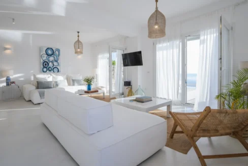 Stylish-villa-for-sale-Syros-island-14