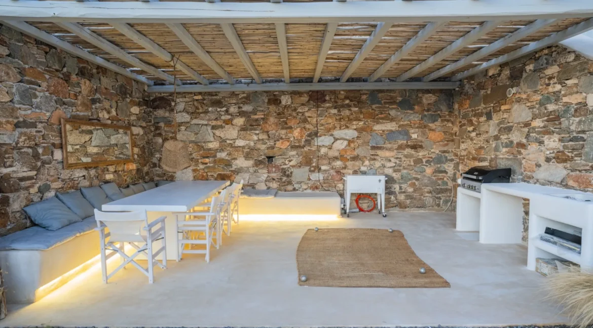 Stylish-villa-for-sale-Syros-island-20