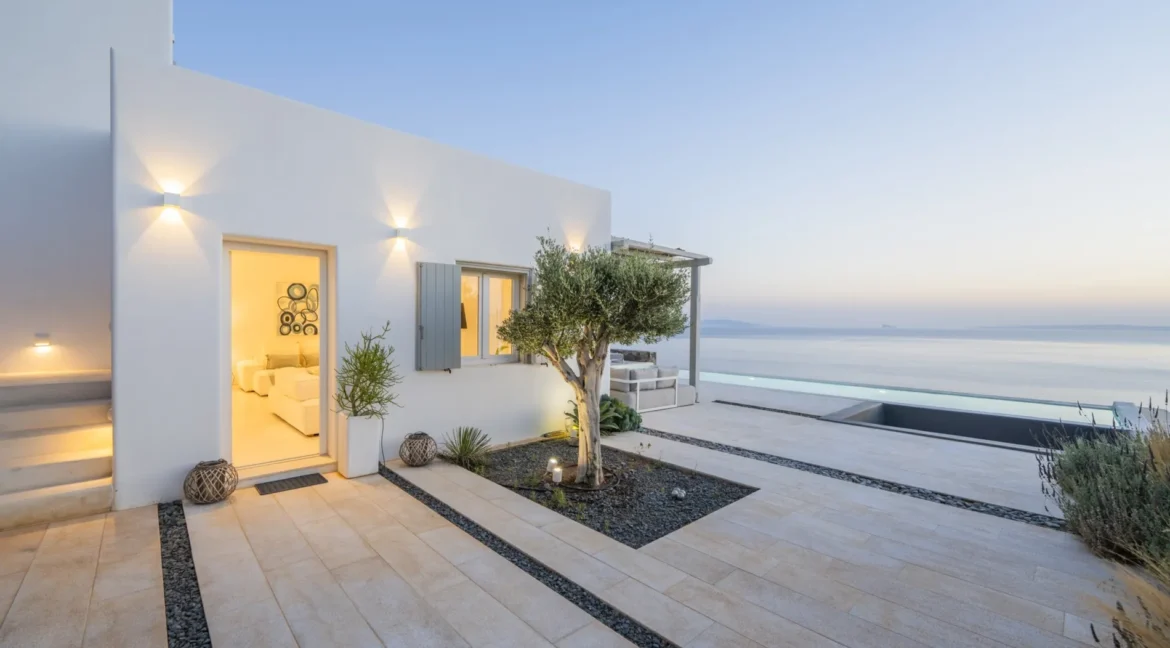 Stylish-villa-for-sale-Syros-island-21