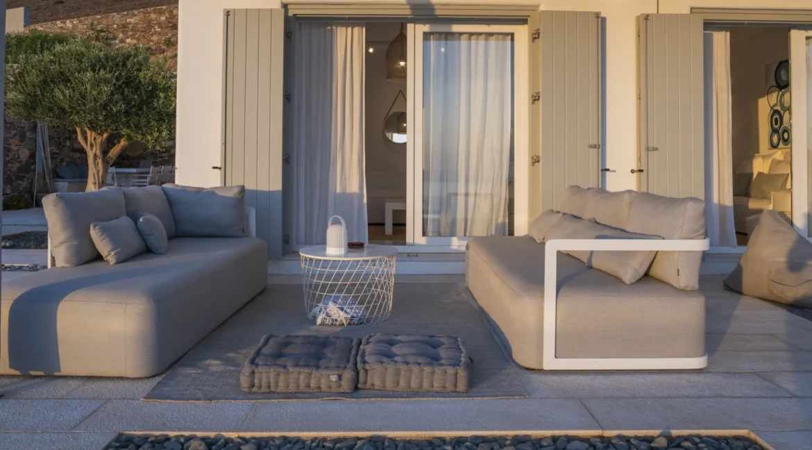 Stylish-villa-for-sale-Syros-island-24