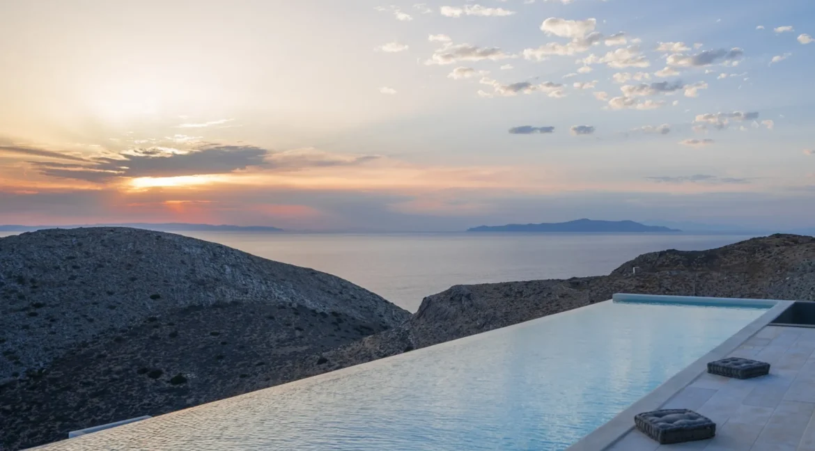 Stylish-villa-for-sale-Syros-island-28