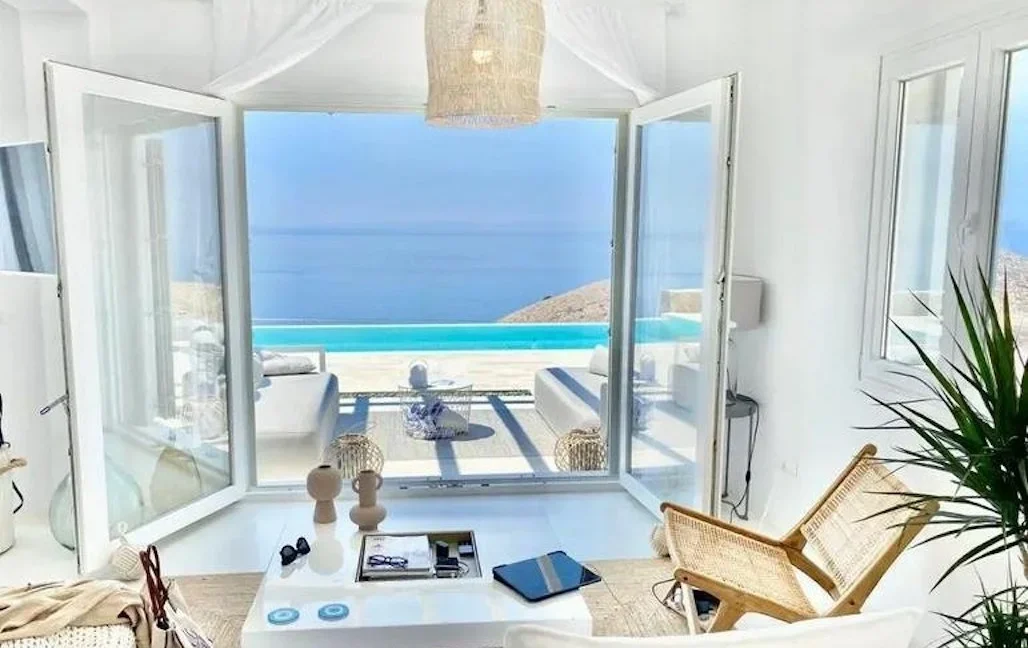 Stylish-villa-for-sale-Syros-island-9