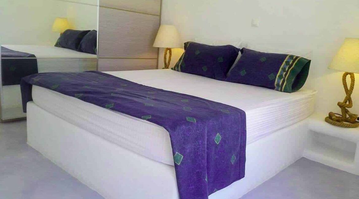 luxury-House-for-sale-in-Paros-Paros-Homes-for-Sale-12