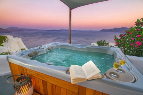 3-Cave-Suites-Complex-for-Sale-in-Oia-Santorini-6