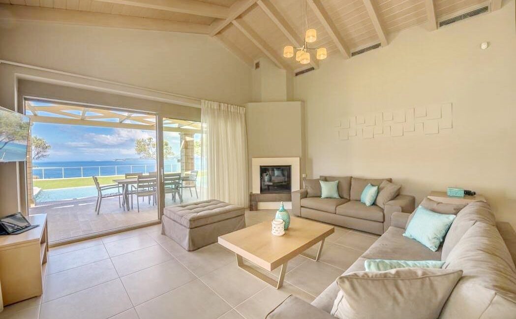 Luxury-Seafront-Villas-Zante-for-sale.-golden-real-estate-Zakynthos-property-for-sale-in-Zakynthos-Zante-Greece-property-for-sale-in-Greece-islands-1