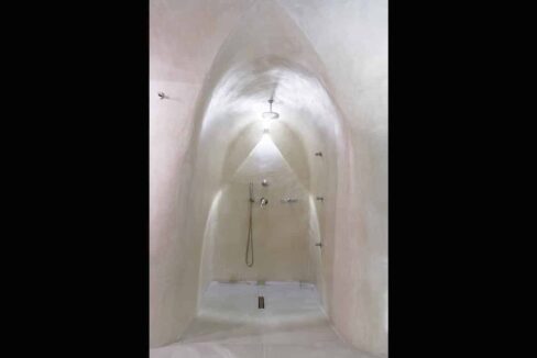 Santorini-Luxury-Villa-11
