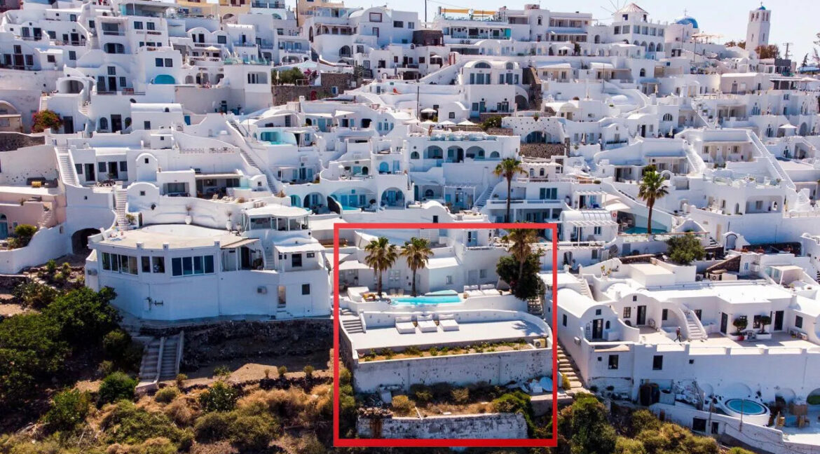 Santorini-Luxury-Villa-2-