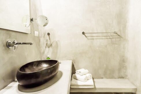 Santorini-Luxury-Villa-2