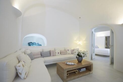 Santorini-Luxury-Villa-for-sale-3
