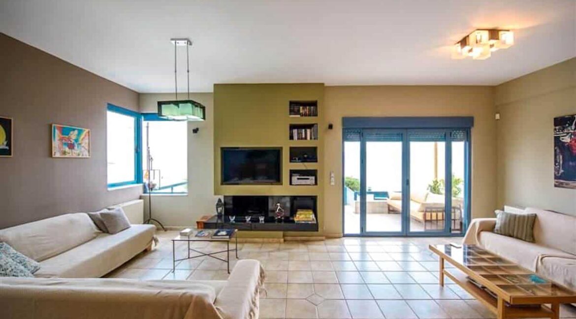 Seafront-House-Central-Greece-Seafront-property-in-Greece-13