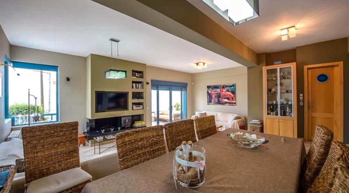 Seafront-House-Central-Greece-Seafront-property-in-Greece-4