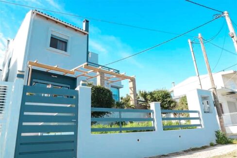 Seafront-House-Central-Greece-Seafront-property-in-Greece-7