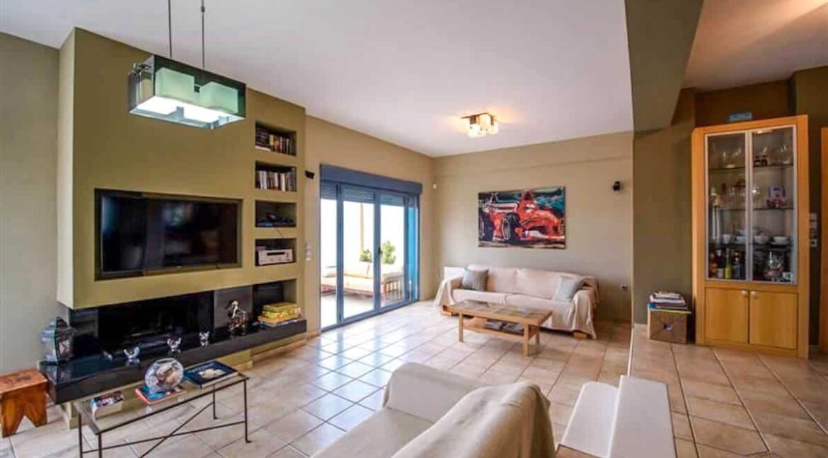 Seafront-House-Central-Greece-Seafront-property-in-Greece-8