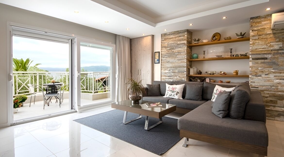 Seafront-Luxury-Estate-for-Sale-in-Nikiti-Sithonia-–-Halkidiki-1