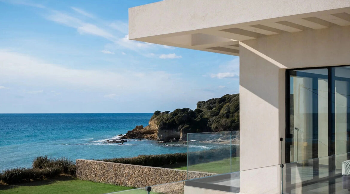 Seafront-Villa-Corfu-Greece-Halikounas-1