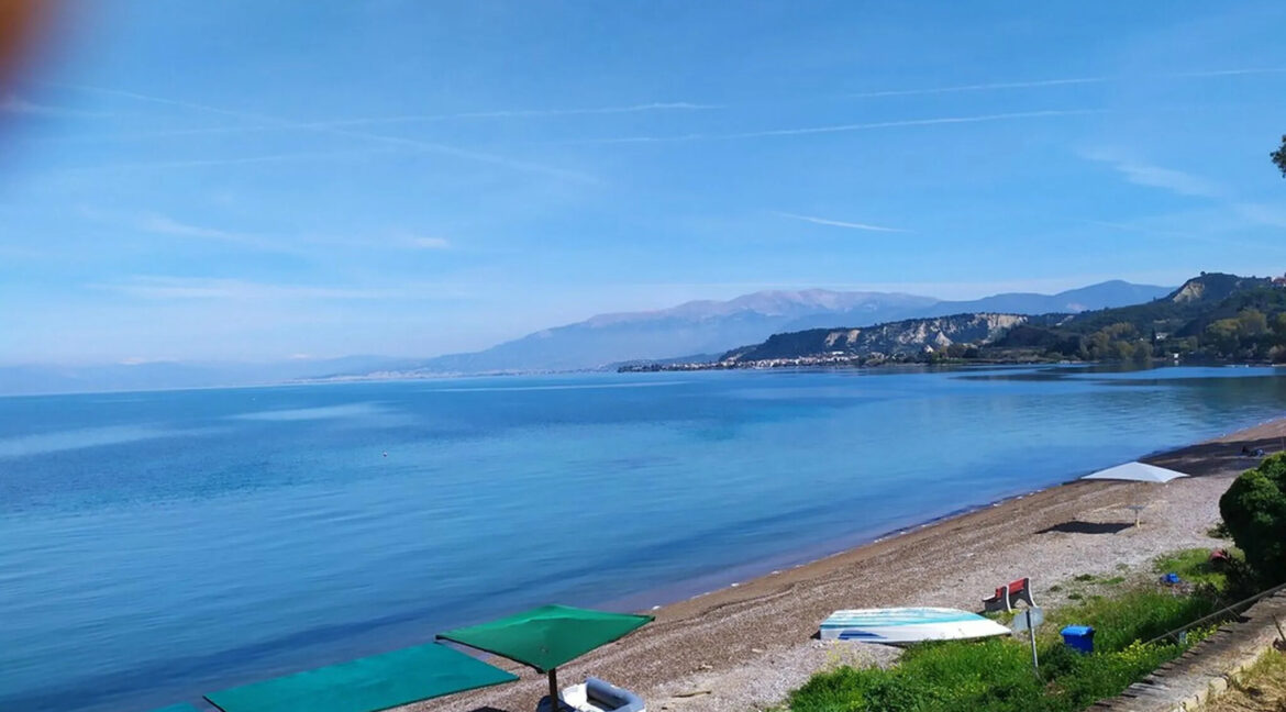 Seafront-Villa-for-Sale-in-Central-Greece-5