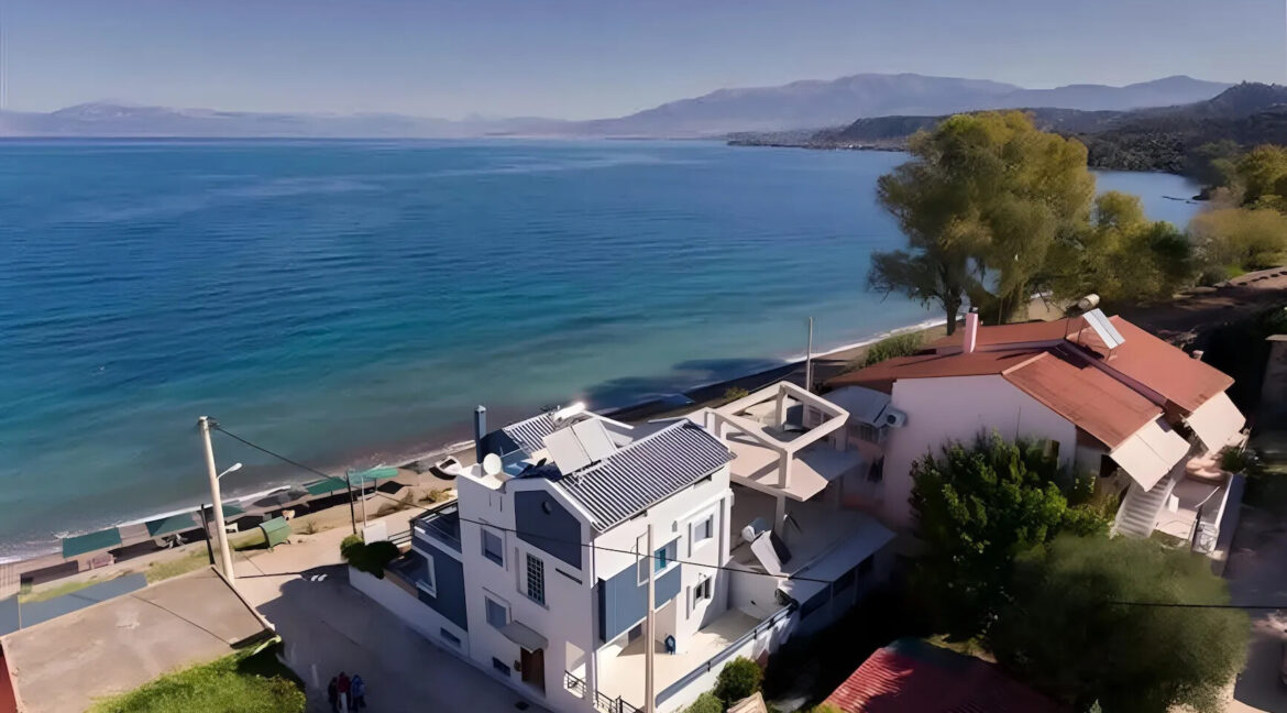 Seafront-Villa-for-Sale-in-Central-Greece3