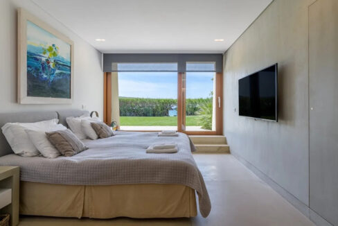 Seafront-Villa-in-Athens-for-sale-with-Private-Beach-11