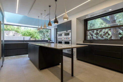 Seafront-Villa-in-Athens-for-sale-with-Private-Beach-19