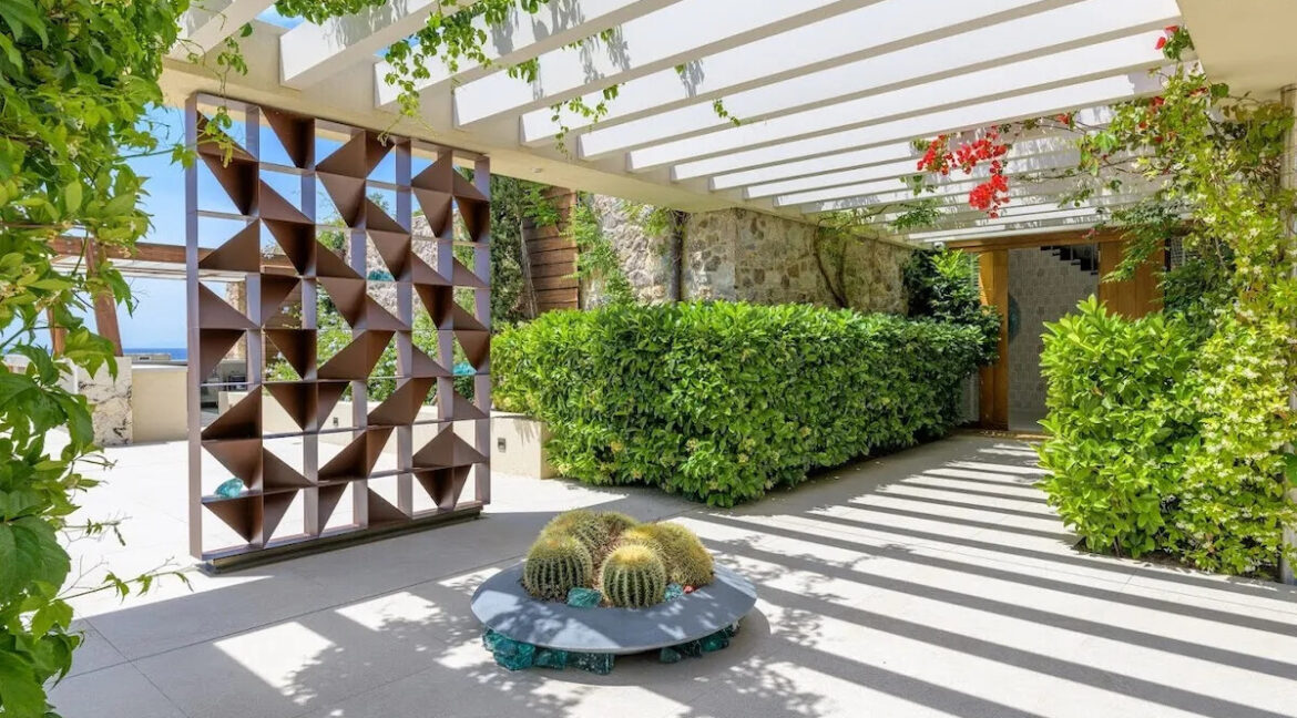 Seafront-Villa-in-Athens-for-sale-with-Private-Beach-21