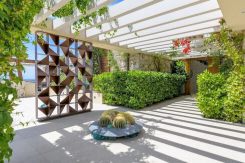 Seafront-Villa-in-Athens-for-sale-with-Private-Beach-21