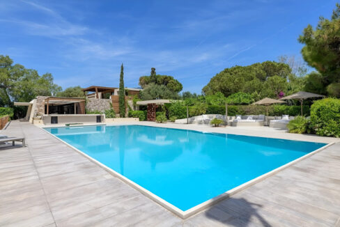 Seafront-Villa-in-Athens-with-Private-Beach-for-sale-10