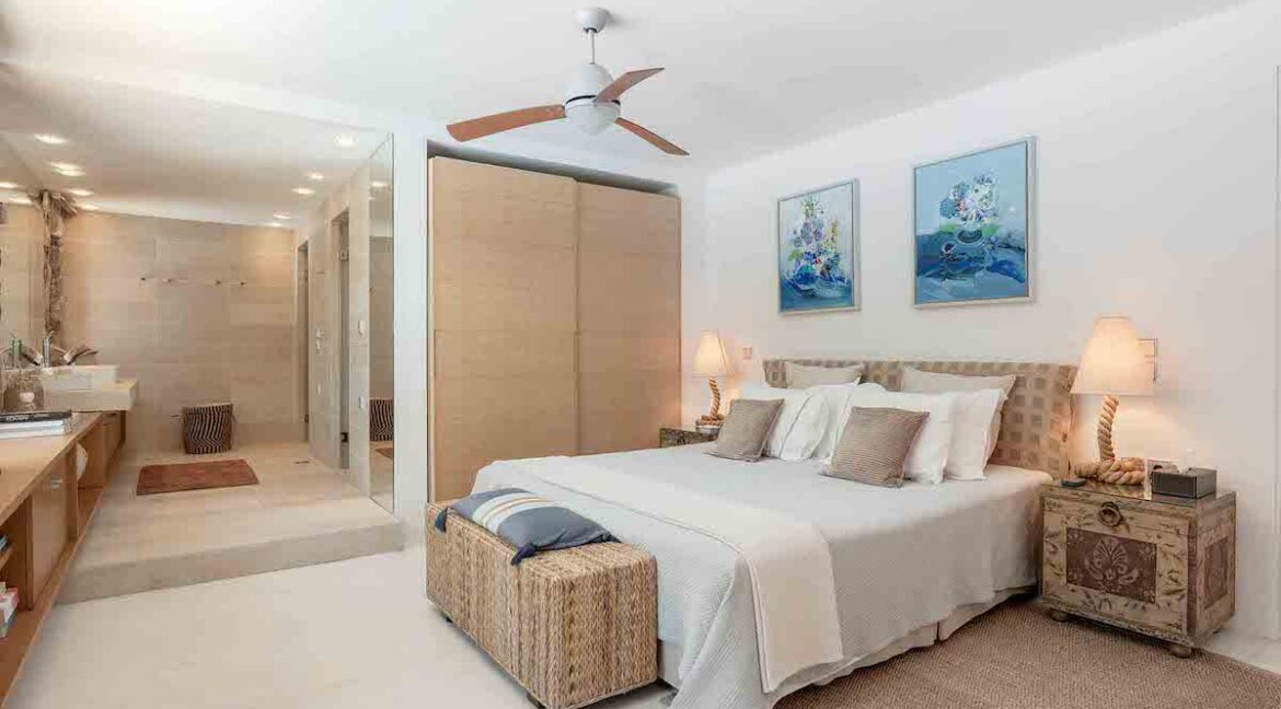 Seafront-Villa-in-Attica-with-Private-Beach-15-1