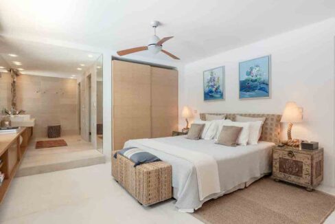 Seafront-Villa-in-Attica-with-Private-Beach-15-1