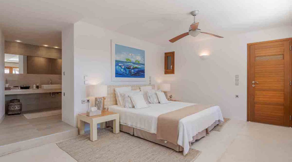 Seafront-Villa-in-Attica-with-Private-Beach-16-1