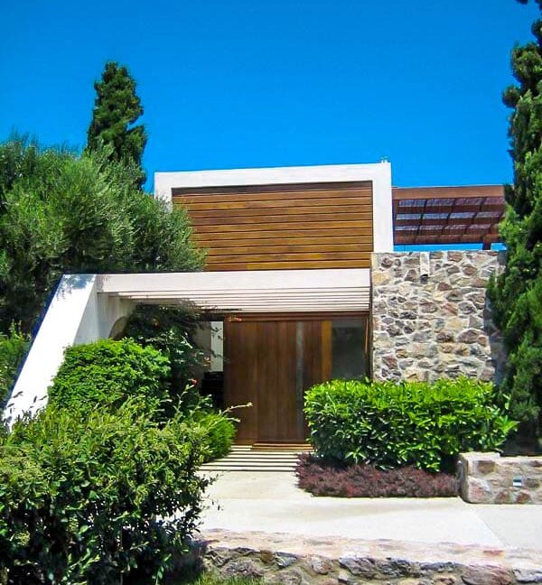 Seafront-Villa-in-Attica-with-Private-Beach-23