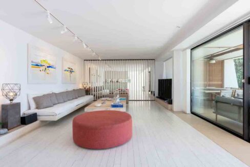 Seafront-Villa-in-Attica-with-Private-Beach-29-1