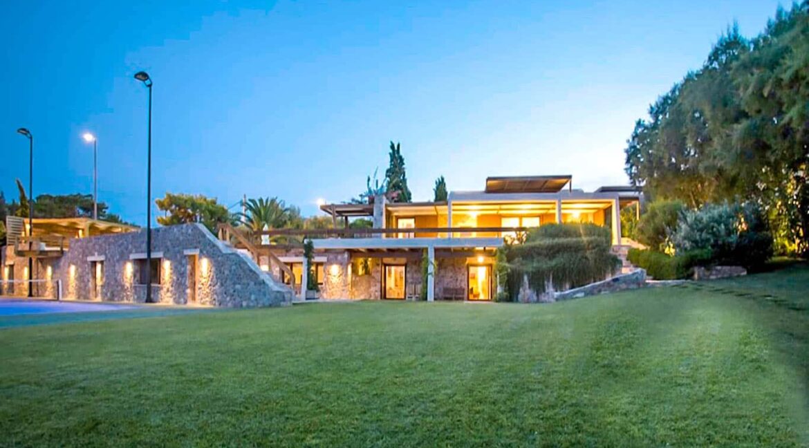 Seafront-Villa-in-Attica-with-Private-Beach-9