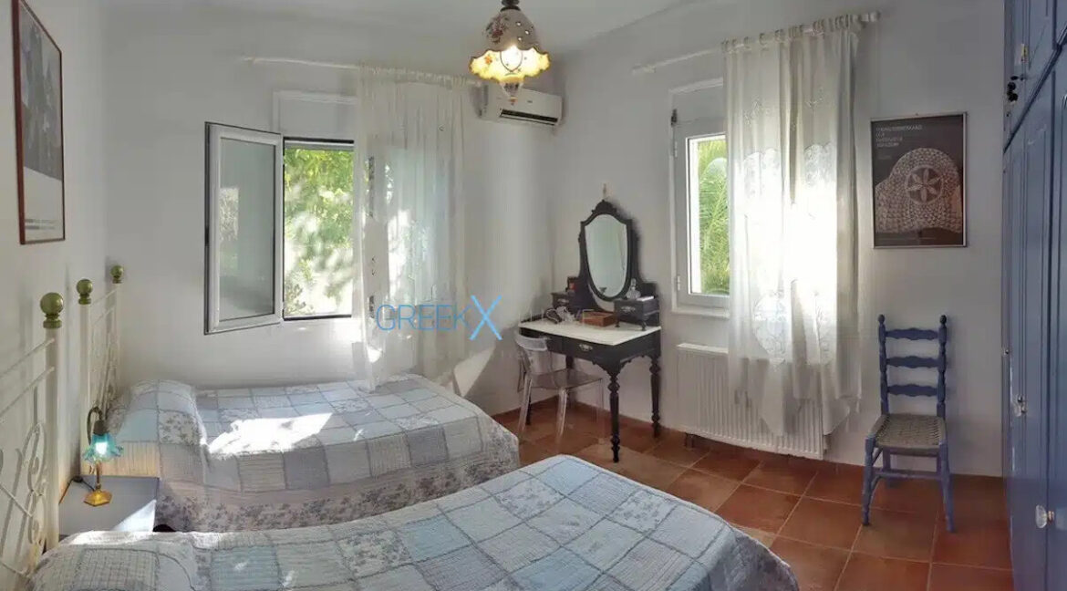 Seafront-Villa-in-Corfu-for-Sale-Corfu-Homes-for-sale-5