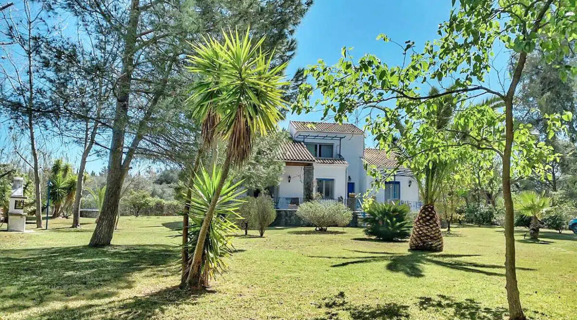 Seafront-Villa-in-Corfu-for-Sale-Corfu-Homes-for-sale-Real-Estate-Corfu-Greece-32