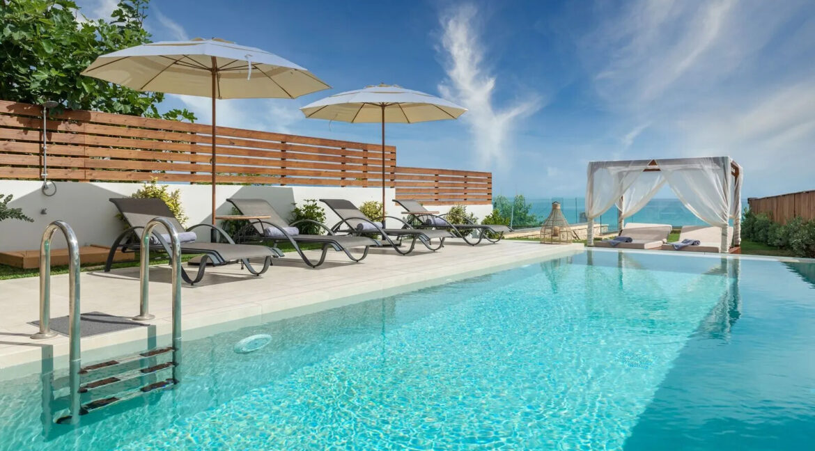 Seaside-Luxury-Villa-for-Sale-in-Zakynthos-Greece-1