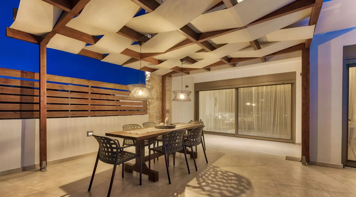 Seaside-Luxury-Villa-for-Sale-in-Zakynthos-Greece-4