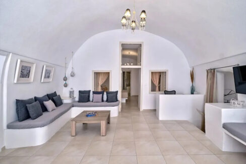 Seaview-Property-in-Santorini-Greece-15