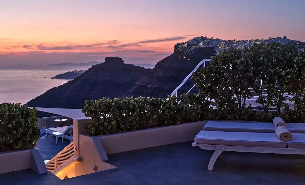 Seaview-Property-in-Santorini-Greece-5